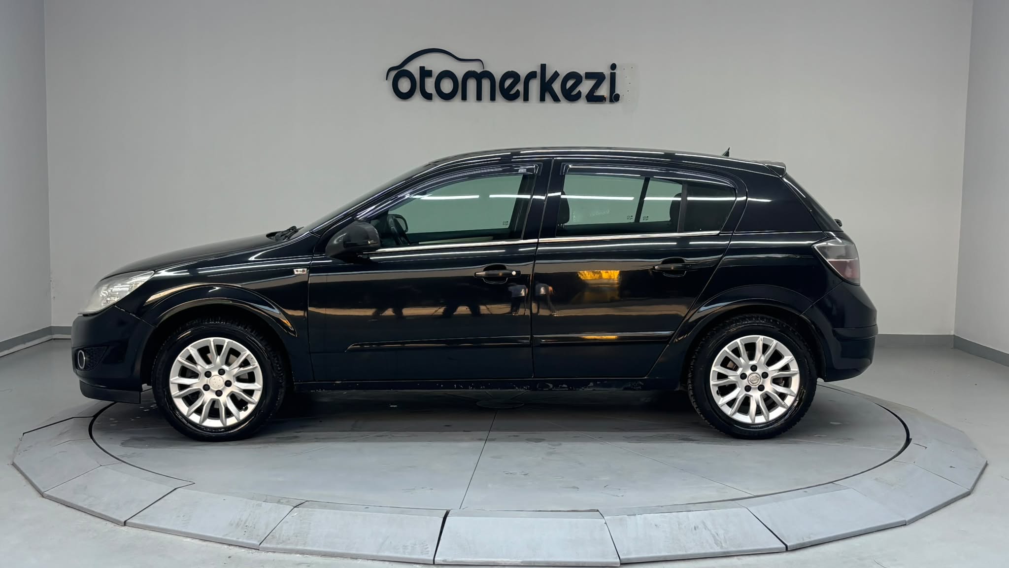 OPEL ASTRA 5